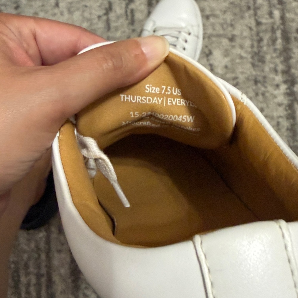 Thursday Boot Company Women’s Premier Low Top White Italian Leather Shoes - Picture 12 of 16